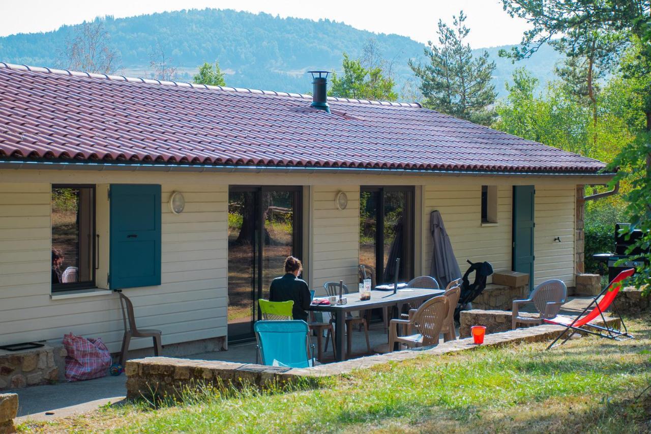 Village de gîtes de la Forêt de Ganigal Le Malzieu-Ville Extérieur photo