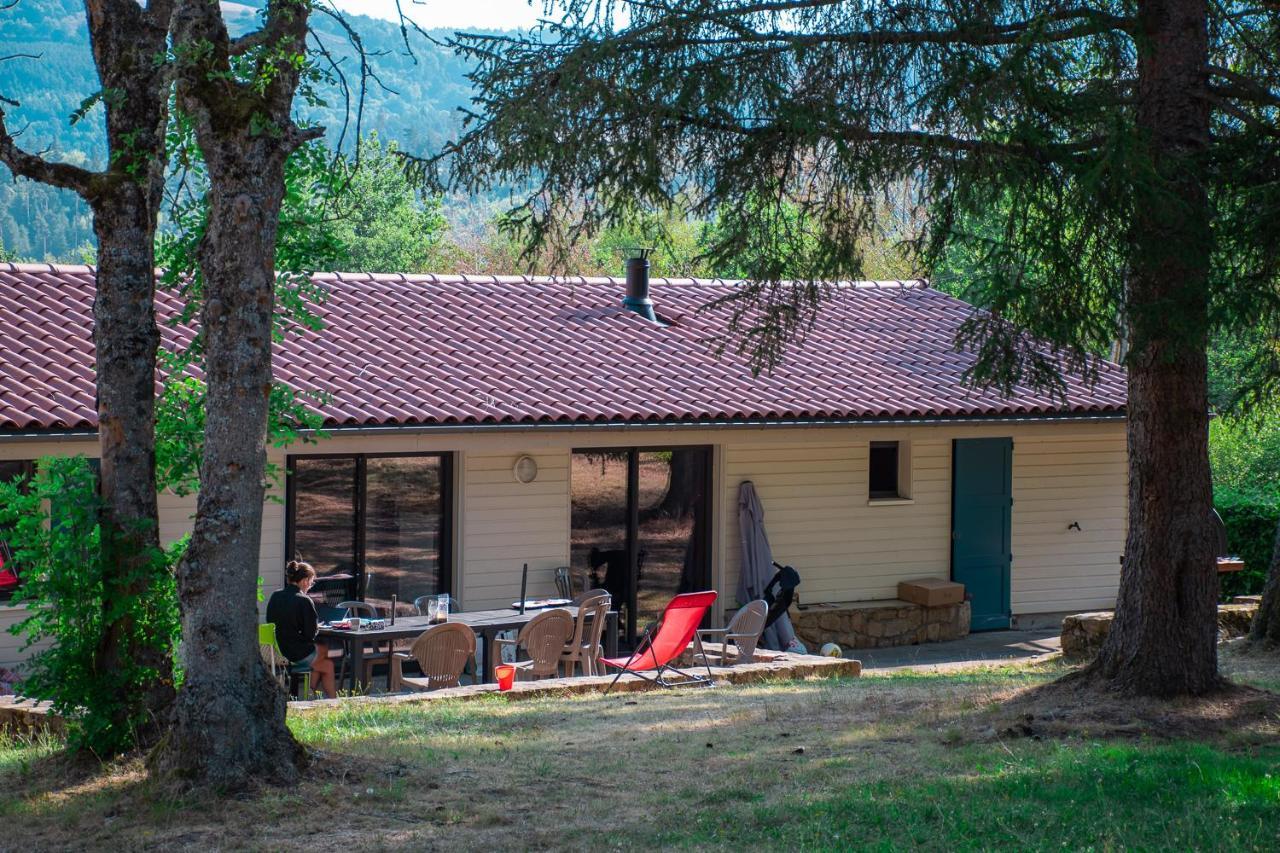 Village de gîtes de la Forêt de Ganigal Le Malzieu-Ville Extérieur photo